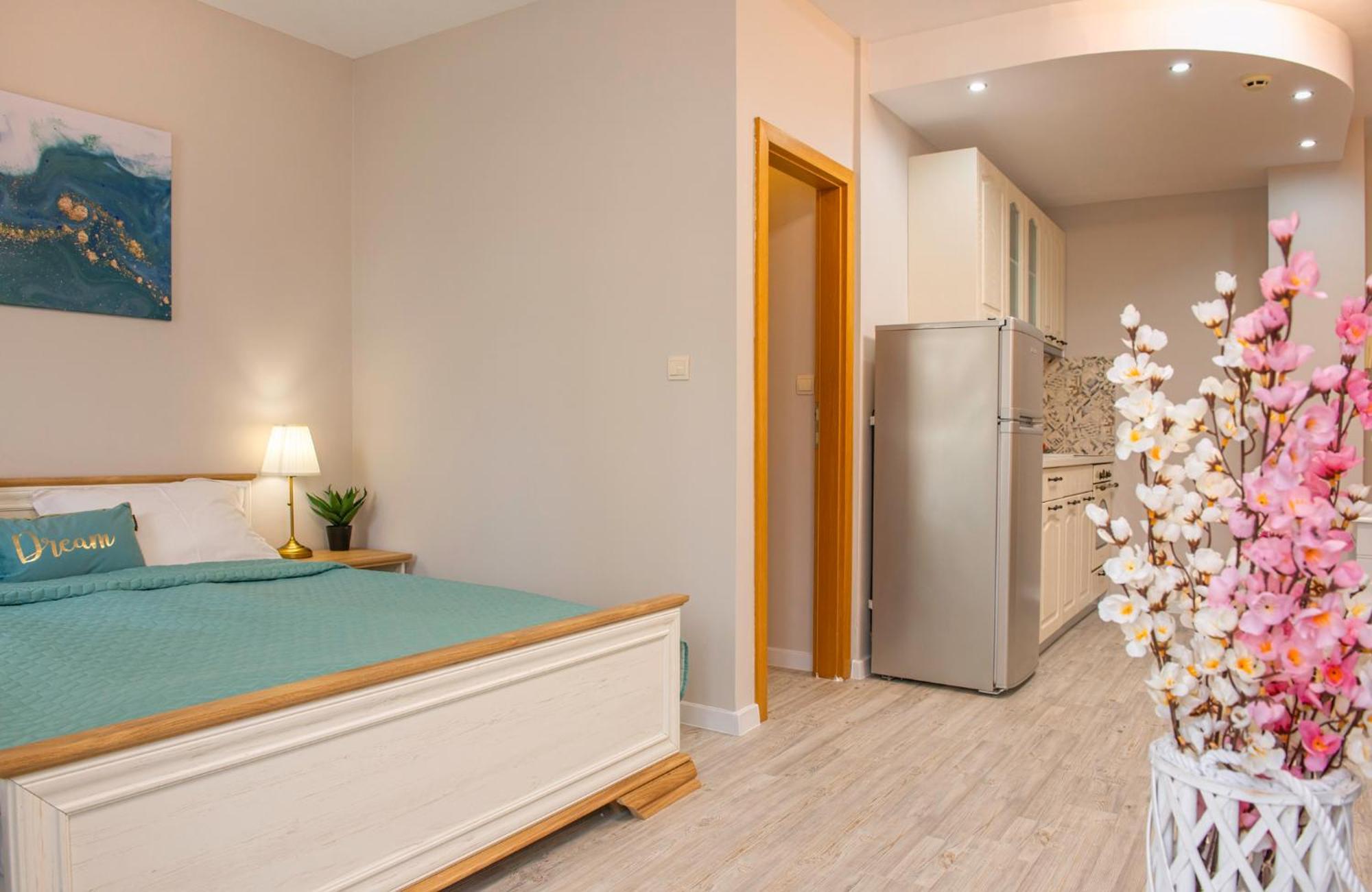 Garden Of Eden Pmg Apartment *